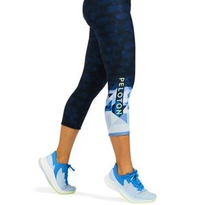 Peloton Pyramid Color High Waist Capri